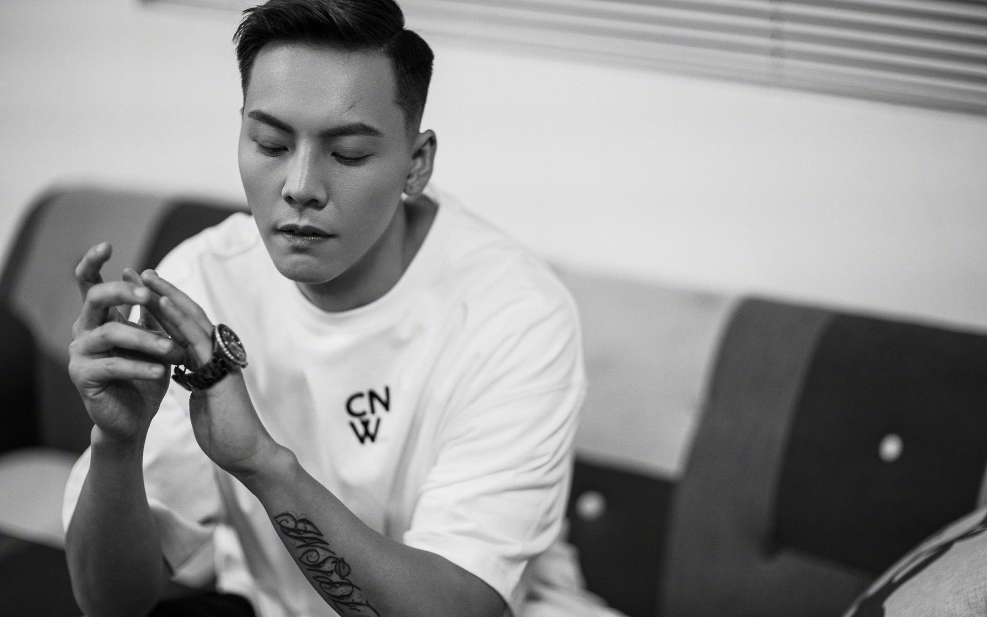 kaiyun.com-200米自由泳决赛 李冰洁稳中求胜，女子4x200米自由泳李冰洁